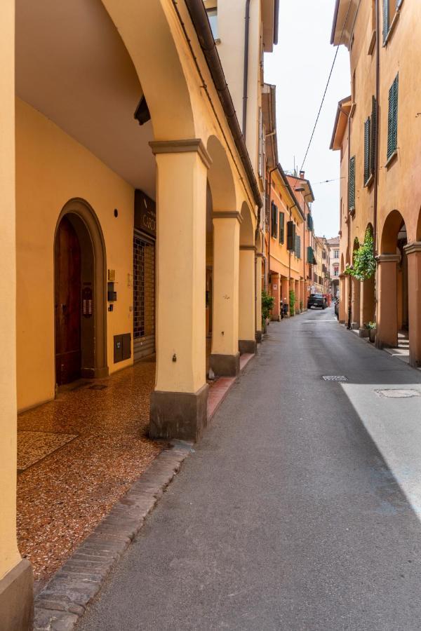 Broccaindosso 33 - Appartamento Nel Centro Storico Болонья Экстерьер фото